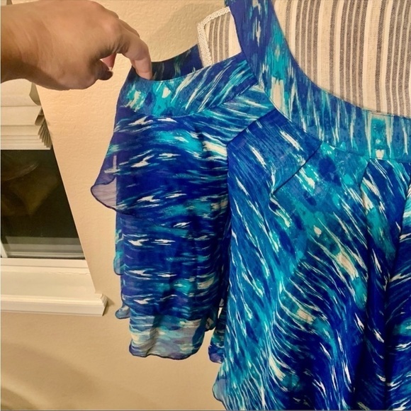 NWT Teal Blue Blouse XS Hot in Hollywood Cold Shoulder Layered Bell Sleeves - Picture 3 of 16